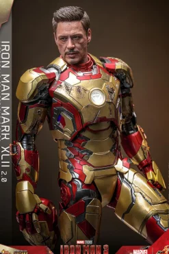 Iron Man 3 - Iron Man Mark XLII 42 (2.0) 1/6th Scale Hot Toys Action Figure