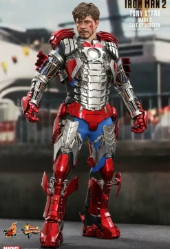 Iron Man 2 - Tony Stark Mark V Suit Up Version 1/6th Scale Hot Toys Action Figure