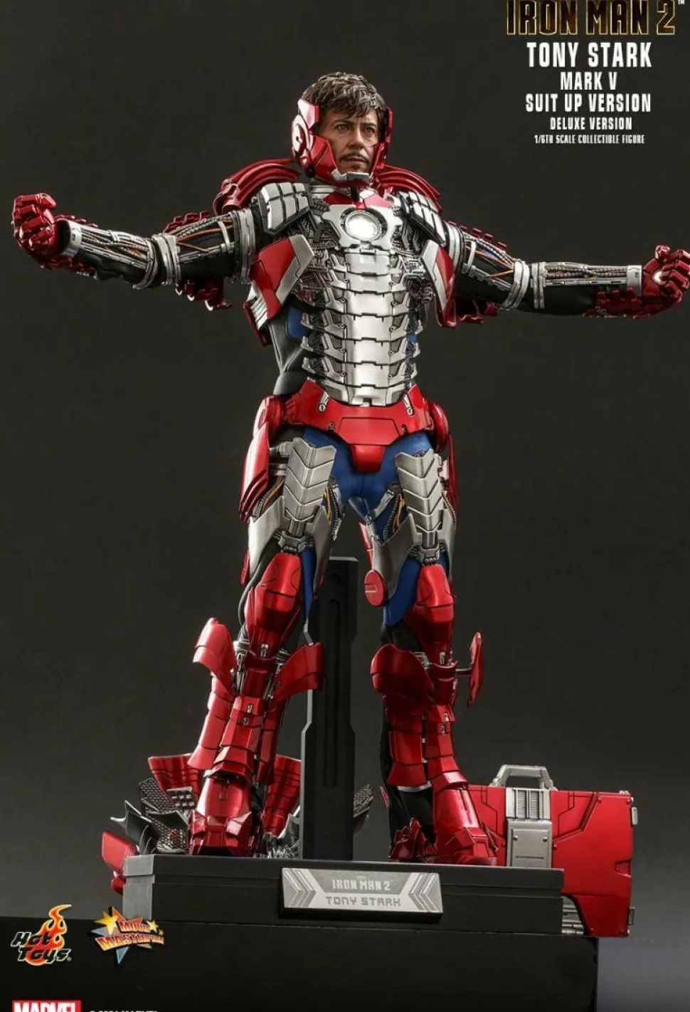 Iron Man 2 - Tony Stark Mark V Suit Up Version Deluxe 1/6th Scale Hot Toys Action Figure