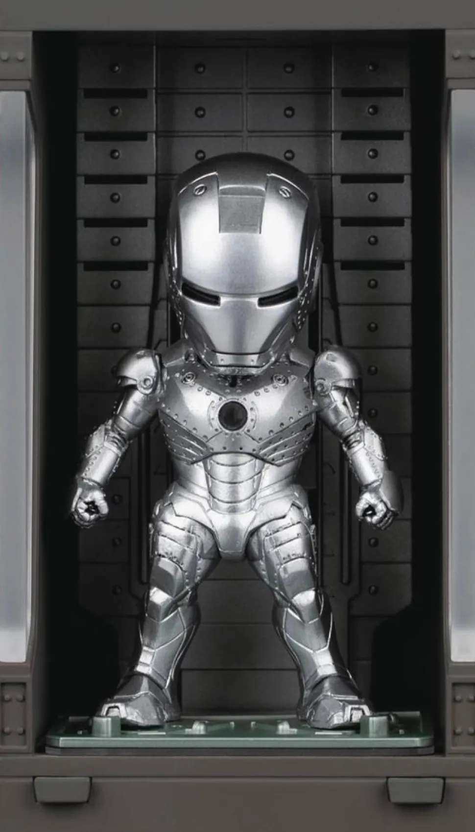 Iron Man - Iron Man MKII 3” Mini Egg Attack Action Figure with Hall of Armour Display (Previews Exclusive)
