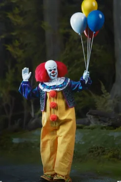It (1990) - Pennywise 1/6th Scale Action Figure