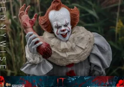 It: Chapter Two - Pennywise 1/6th Scale Hot Toys Action Figure