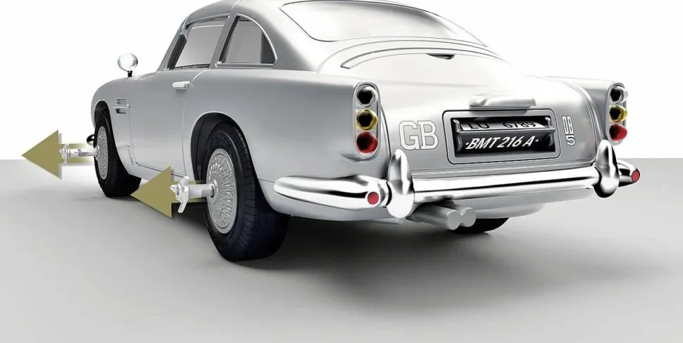 James Bond - Aston Martin DB5 Goldfinger Edition Playmobile Vehicle Playset (70578)