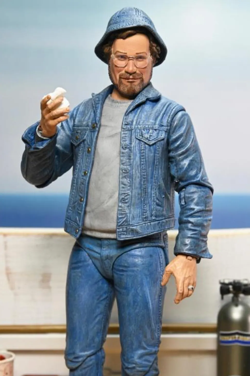 Jaws (1975) - Matt Hooper (Amity Arrival) 50th Anniversary Ultimate 7'' Scale Action Figure