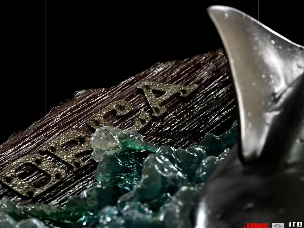 Jaws - Jaws Attack 1/20th Scale Diorama Statue