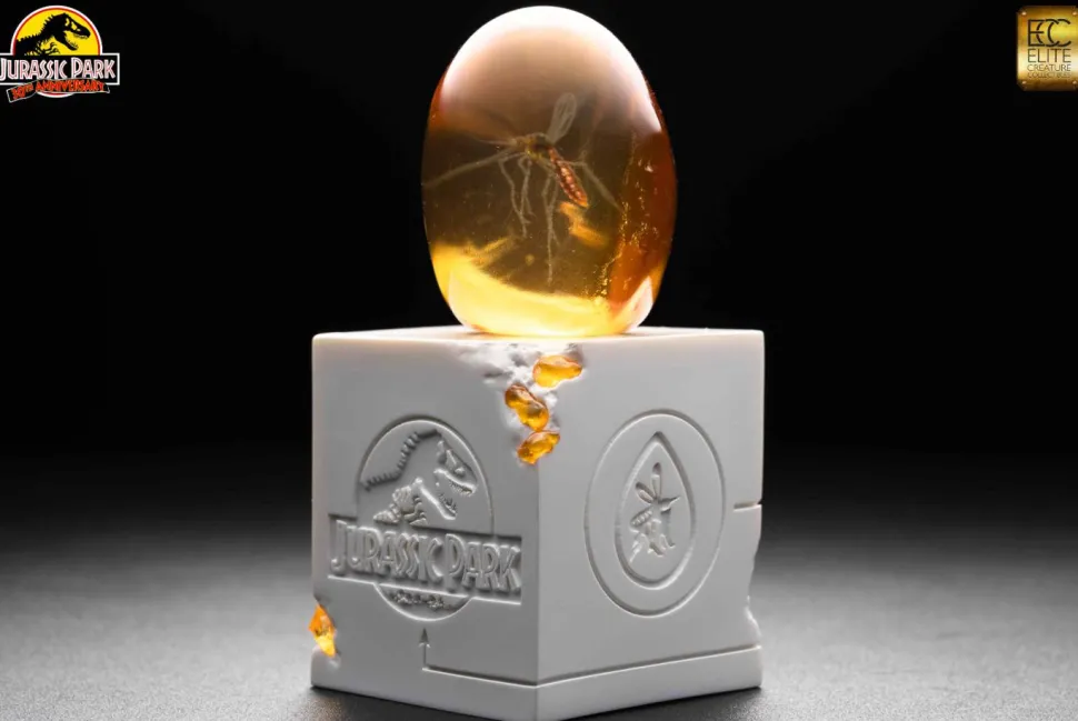 Jurassic Park - Elephant Mosquito in Amber 1:1 Scale Life-Size Replica