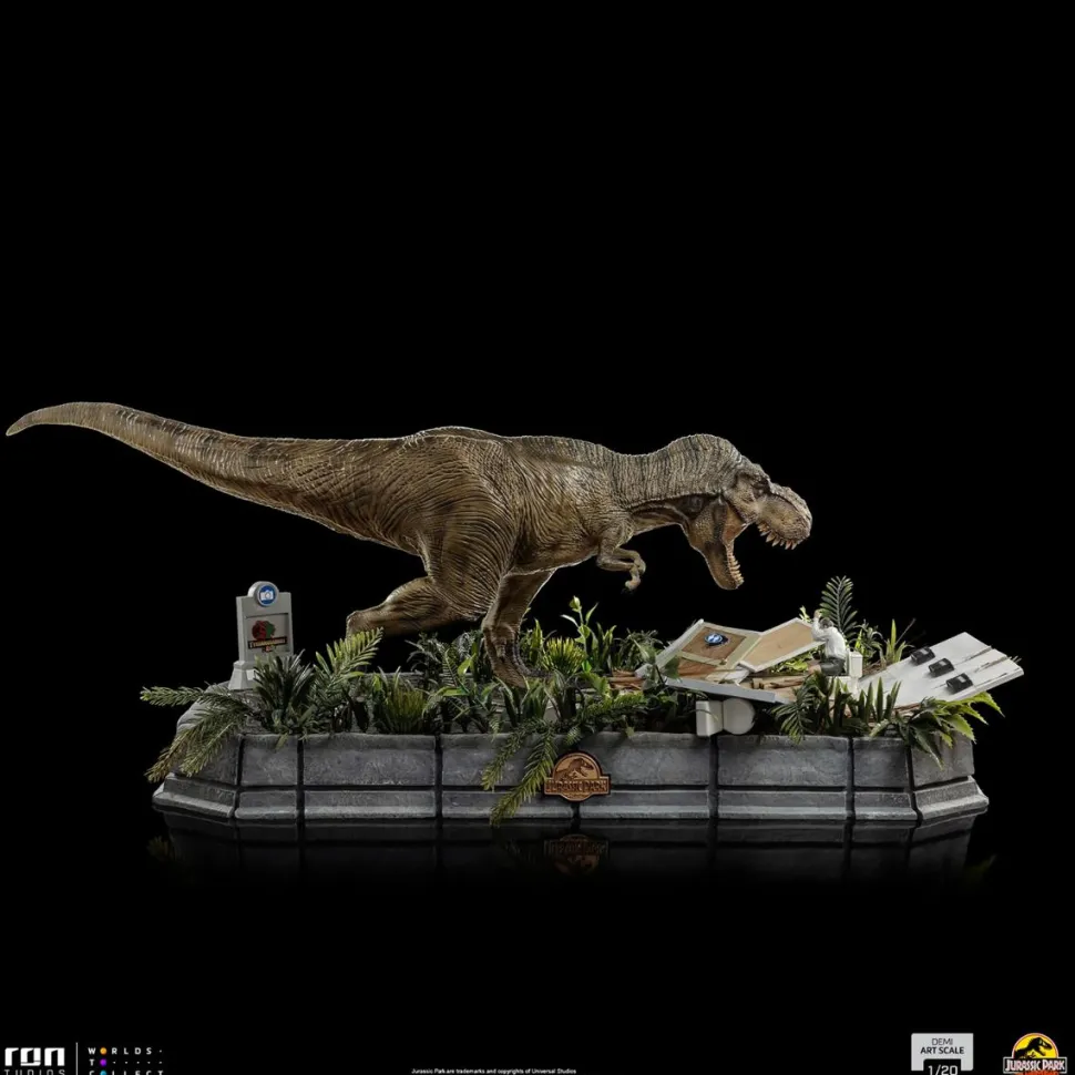 Jurassic Park - T-Rex & Donald Gennaro 1/20th Scale Diorama Statue