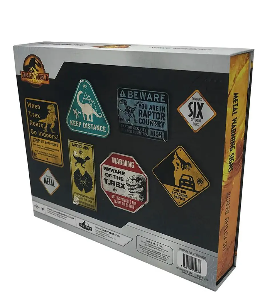 Jurassic World - Metal Warning Signs Scaled Replica Box Set