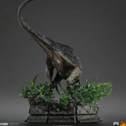 Jurassic World Dominion - Therizinosaurus Demi Art Scale 1/20th Scale Diorama Statue