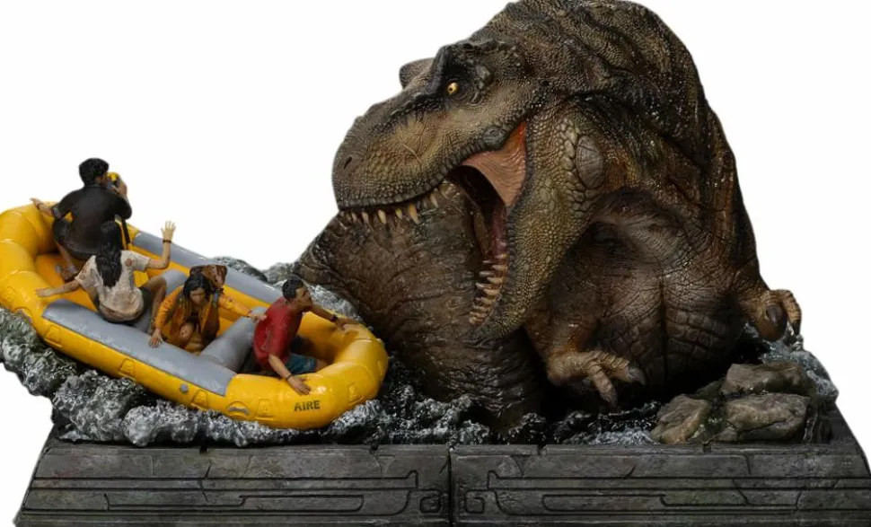 Jurassic World: Rebirth (2025) - T-Rex River Attack 1/20th Scale Diorama Statue