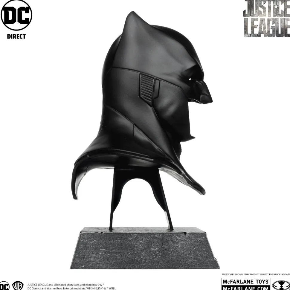 Justice League (2017) - Batman Cowl 1/3rd Scale Replica PVC Statue