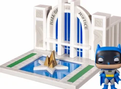 Justice League - Batman with Hall of Justice Pop! Town Vinyl Figure
