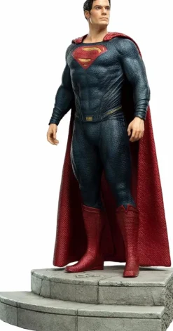 Justice League - Superman 1/6th Scale Statue
