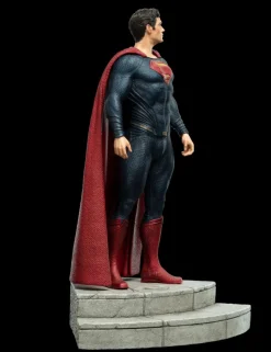 Justice League - Superman 1/6th Scale Statue