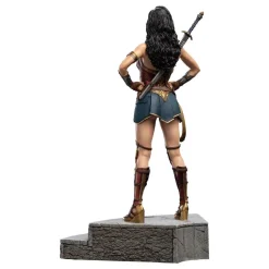 Justice League - Wonder Woman 1/6th Scale Statue