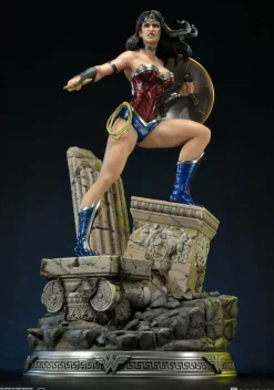 Justice League: The New 52 - Wonder Woman 24” Statue
