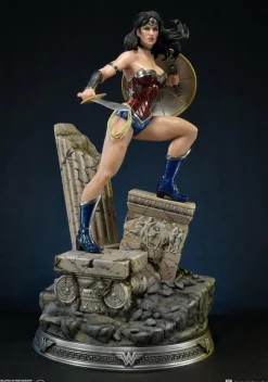 Justice League: The New 52 - Wonder Woman 24” Statue