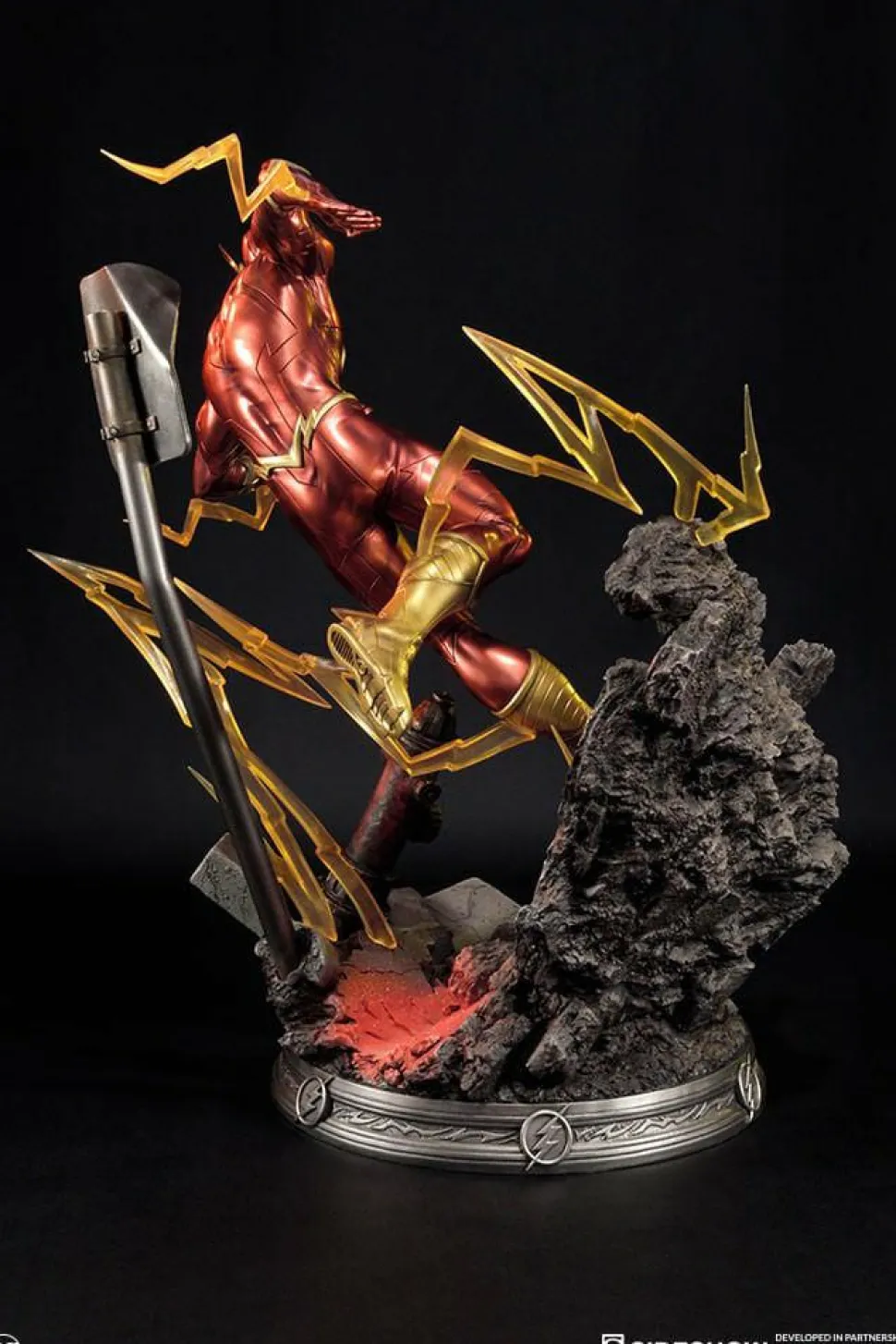 Justice League: The New 52 - The Flash 21” Statue