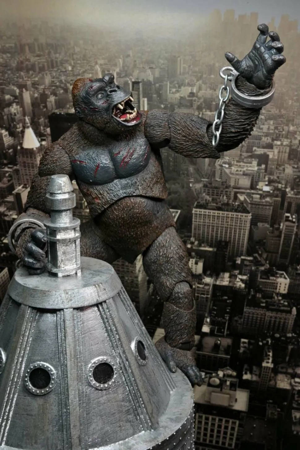 King Kong (1933) - King Kong Concrete Jungle Ultimate 7" Scale Action Figure