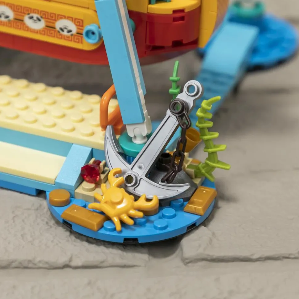 Kung Fu Panda - Adventure Park Pirate Ship Ride Building Block Construction Set (379 Pieces)