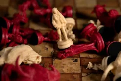 Labyrinth (1986) - Chess Set