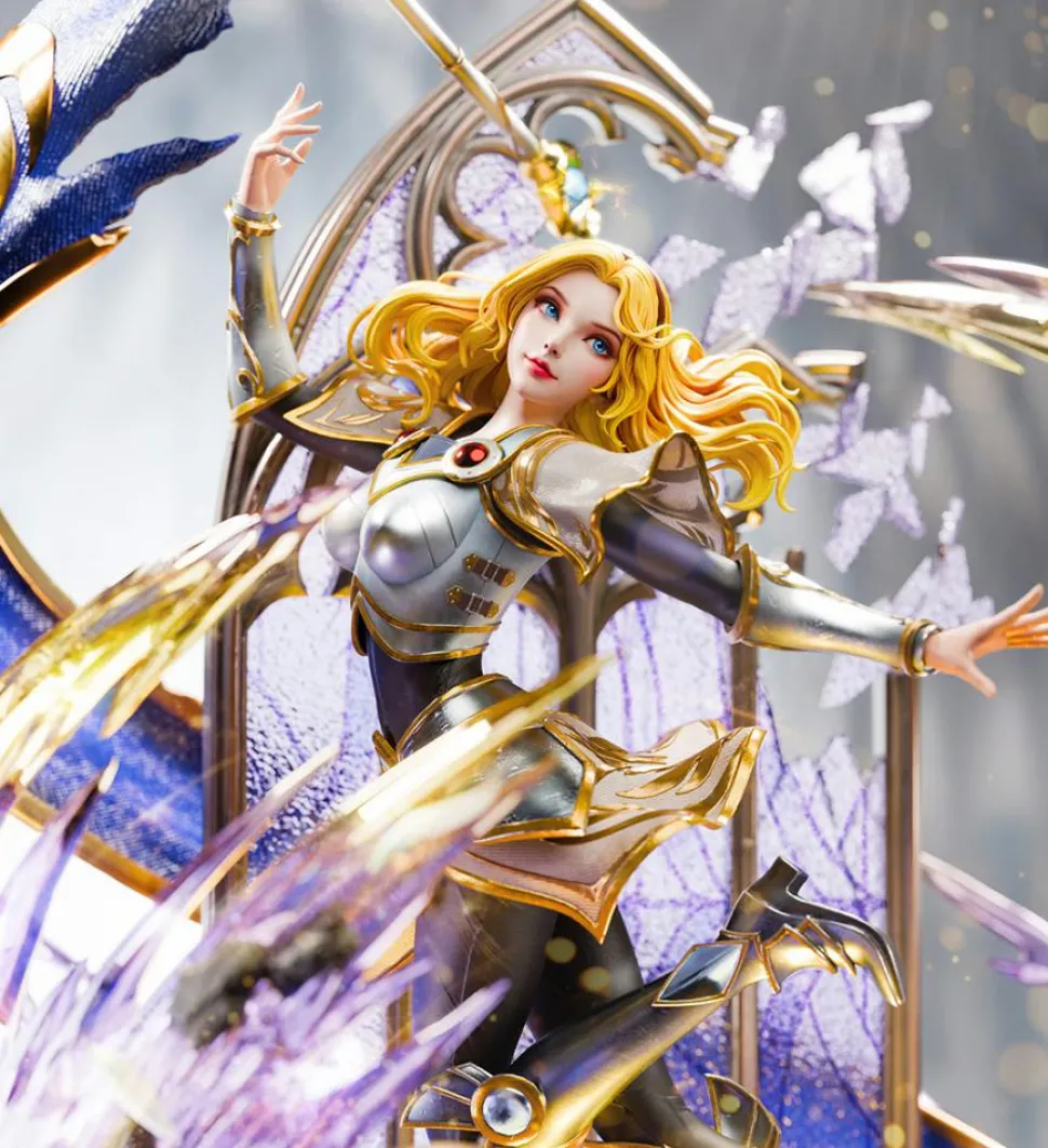 League of Legends - The Lady of Luminosity Lux 16" Statue