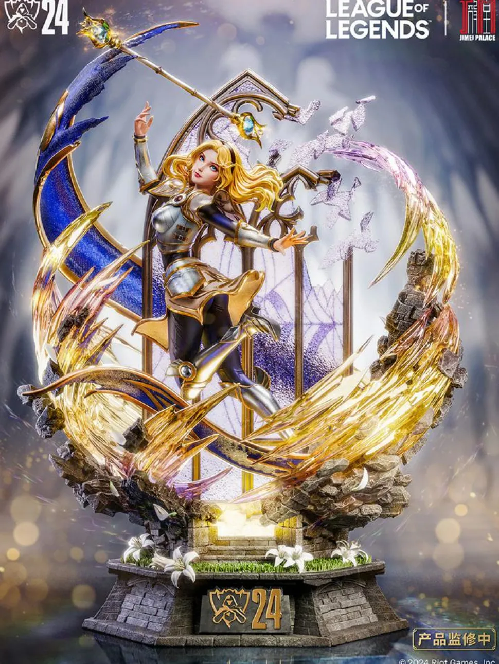 League of Legends - The Lady of Luminosity Lux 16" Statue