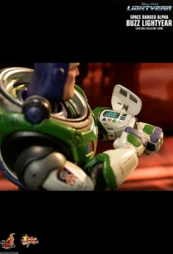 Lightyear (2022) - Alpha Buzz Lightyear 1/6th Scale Hot Toys Action Figure
