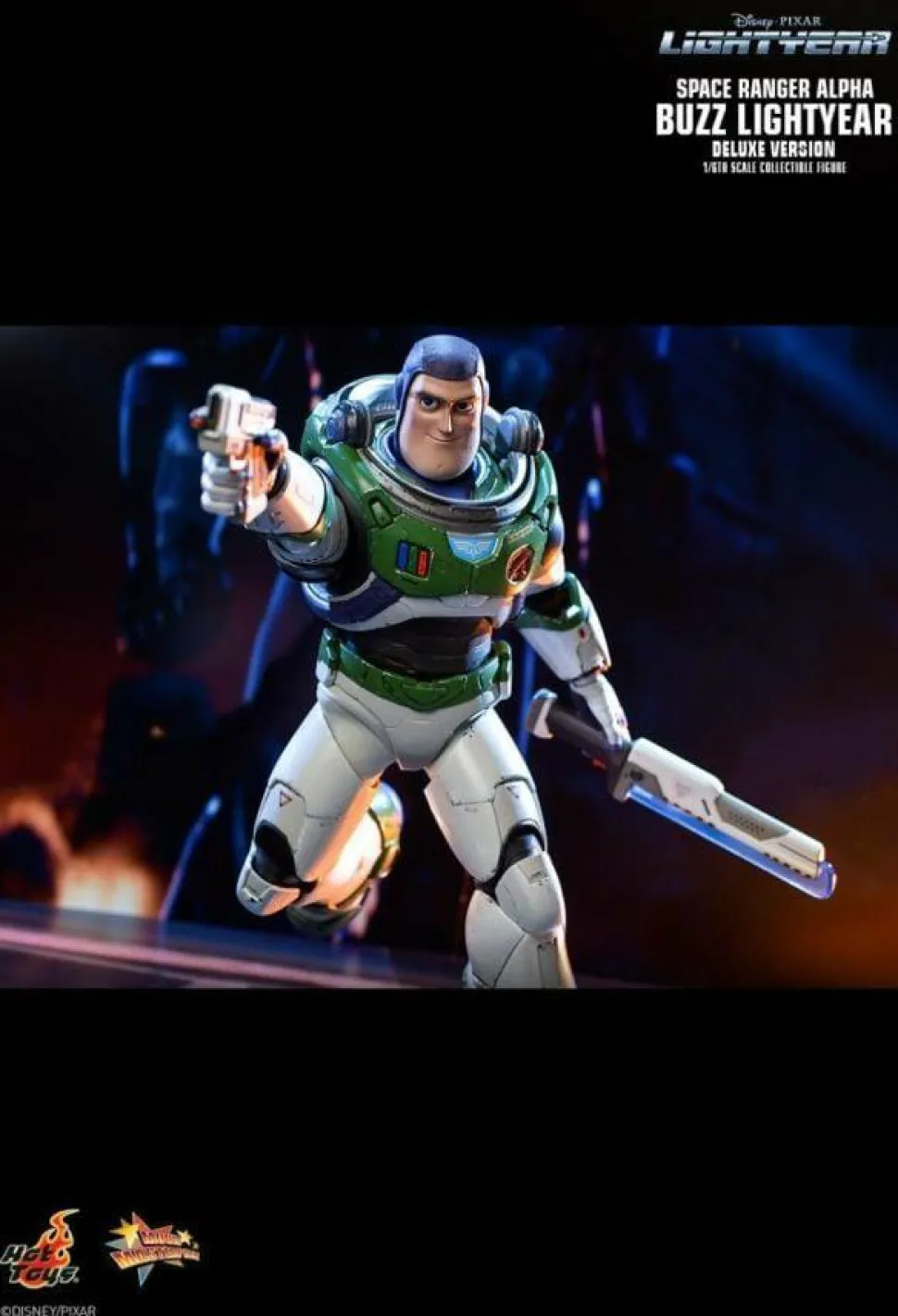 Lightyear (2022) - Alpha Buzz Lightyear Deluxe 1/6th Scale Hot Toys Action Figure