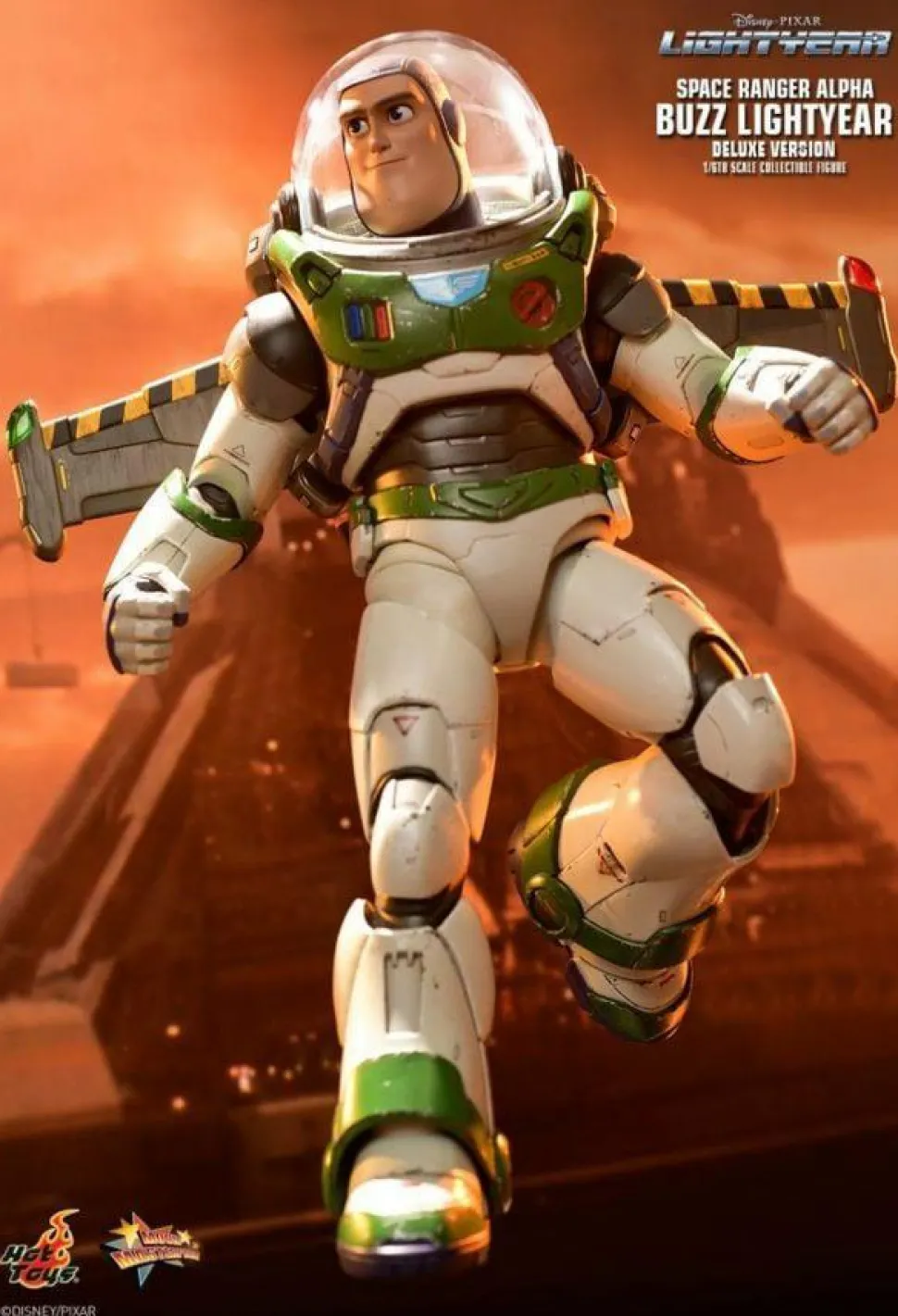 Lightyear (2022) - Alpha Buzz Lightyear Deluxe 1/6th Scale Hot Toys Action Figure