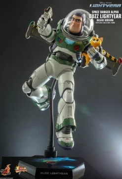 Lightyear (2022) - Alpha Buzz Lightyear Deluxe 1/6th Scale Hot Toys Action Figure