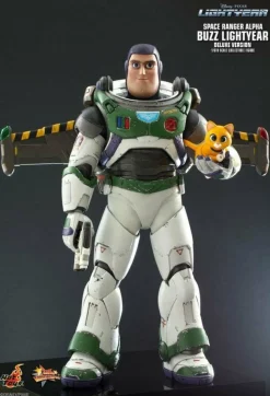 Lightyear (2022) - Alpha Buzz Lightyear Deluxe 1/6th Scale Hot Toys Action Figure