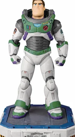 Lightyear (2022) - Buzz Lightyear MC-055 Master Craft 15.7” Statue