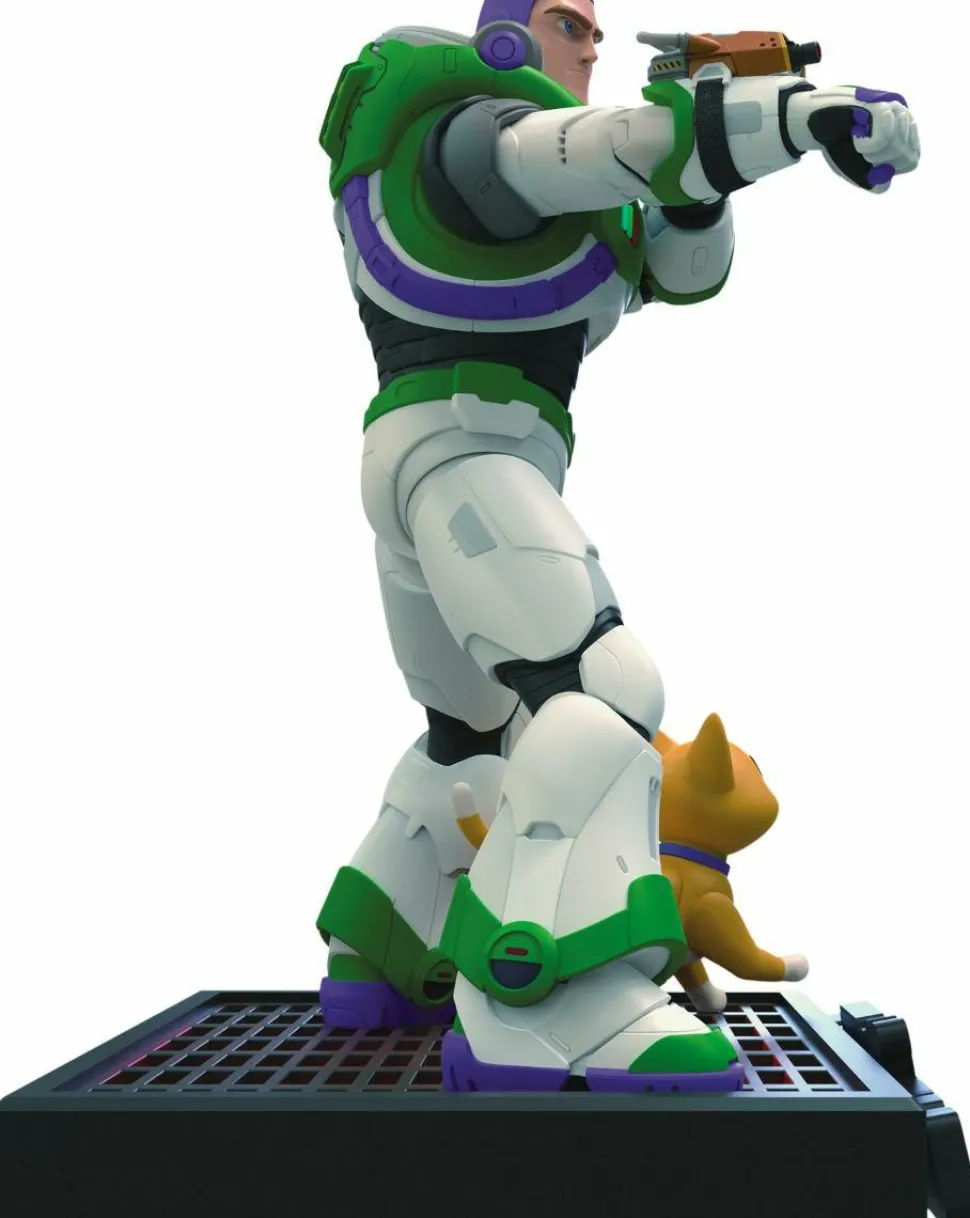 Lightyear (2022) - Buzz Lightyear D-Stage 6" Diorama Statue