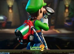 Luigi’s Mansion 3 - Luigi 9” PVC Statue