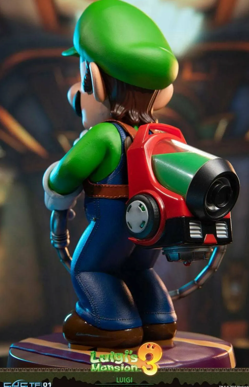 Luigi’s Mansion 3 - Luigi 9” PVC Statue