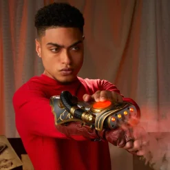 Magic: The Gathering - Chandra Nalaar Pyromancer's Gauntlet 1:1 Scale Life-Size Prop Replica