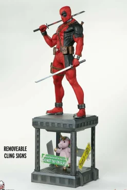 Marvel: Contest of Champions - Deadpool 1/3 Scale Statue
