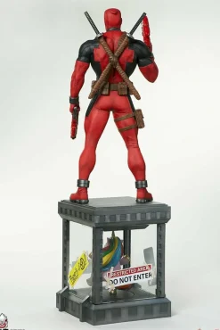 Marvel: Contest of Champions - Deadpool 1/3 Scale Statue