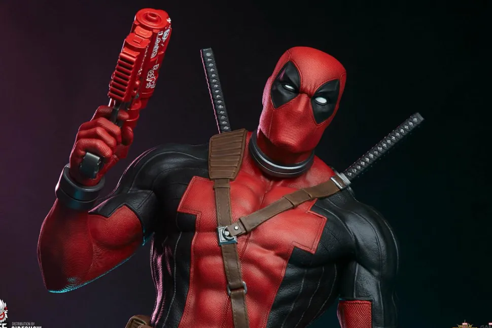 Marvel: Contest of Champions - Deadpool 1/3 Scale Statue