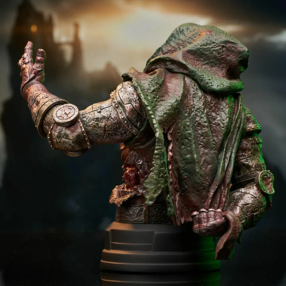 Marvel Zombies - Doctor Doom 1/7th Scale Mini Bust