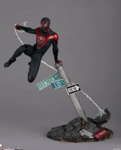 Marvel’s Spider-Man: Miles Morales - Miles Morales 1/6th Scale Diorama Statue
