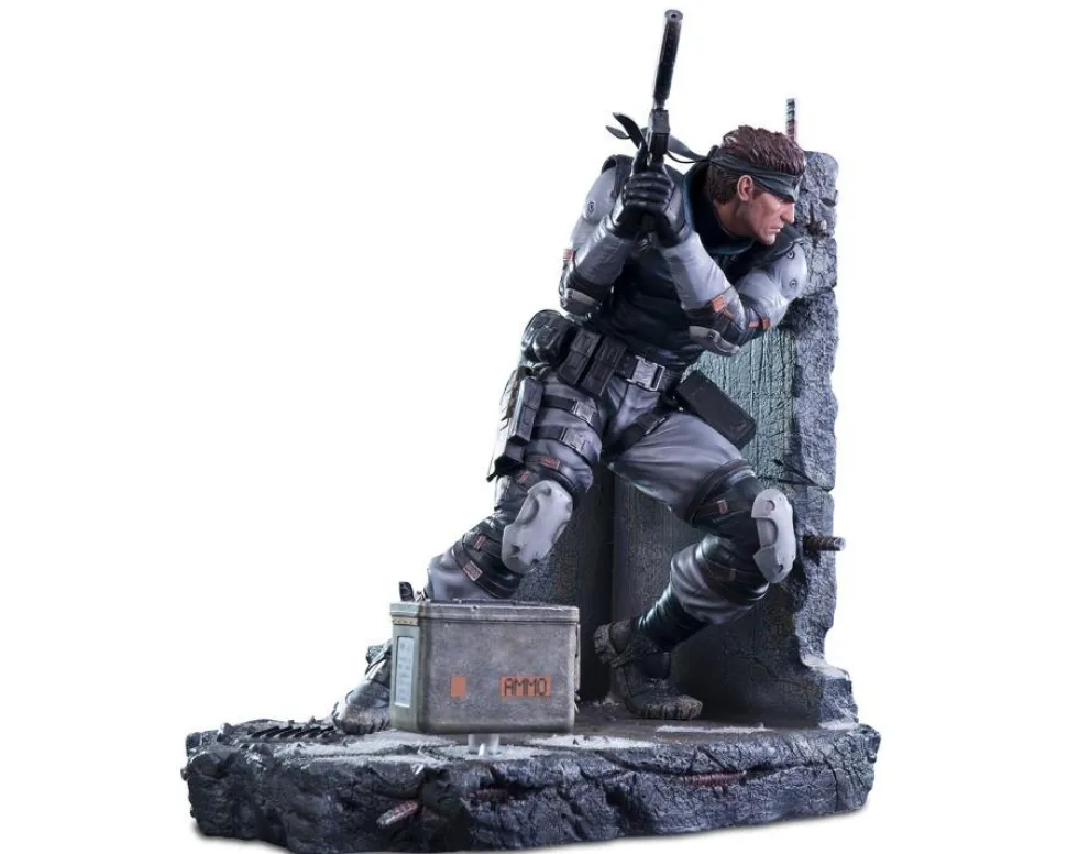 Metal Gear Solid - Solid Snake 17" Statue