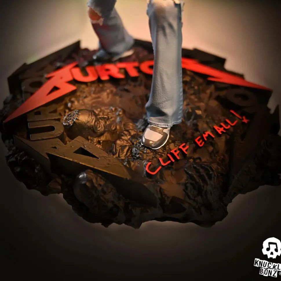 Metallica - Cliff Burton II Rock Iconz Statue