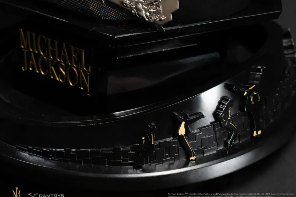 Michael Jackson - Michael Jackson (Dangerous Tour) 1:1 Scale Life-Size Bust