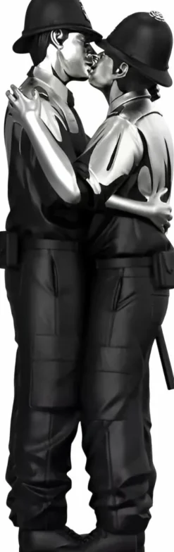 Mighty Jaxx - Kissing Coppers (Platinum Edition) 10" Statue by Brandalised