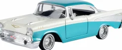 Motormax - 1957 Chevy Bel Air Get Low Collection 1/24th Scale Die-Cast Vehicle Replica
