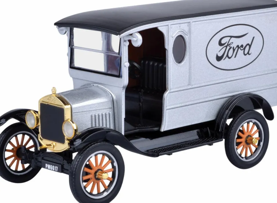 Motormax - 1925 Ford Model T Paddy Wagon (Ford Logo Decal) Platinum Collection 1/24th Scale Die-Cast Vehicle Replica