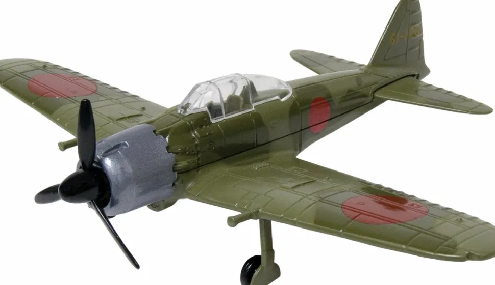 Motormax - A6M5 Zero Fighter Plane Sky Wings Collection 1/48th Scale Die-Cast Vehicle Replica