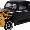 Motormax - Black 1940 Ford Deluxe Timeless Legends Collection 1/18th Scale Die-Cast Vehicle Replica